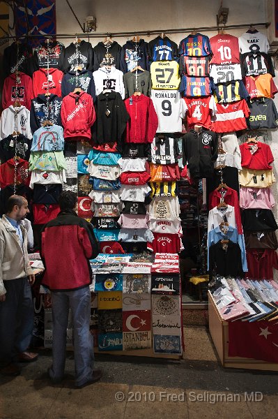 20100402_112550 D3.jpg - Bargaining is a way of life in the Grand Bazaar